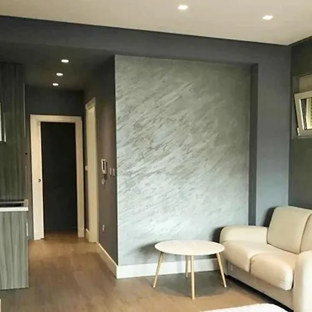 Status-m Franca Sea View Apartment